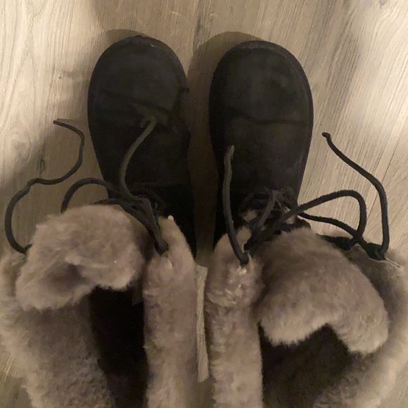 Ugg boots - Picture 7 of 8